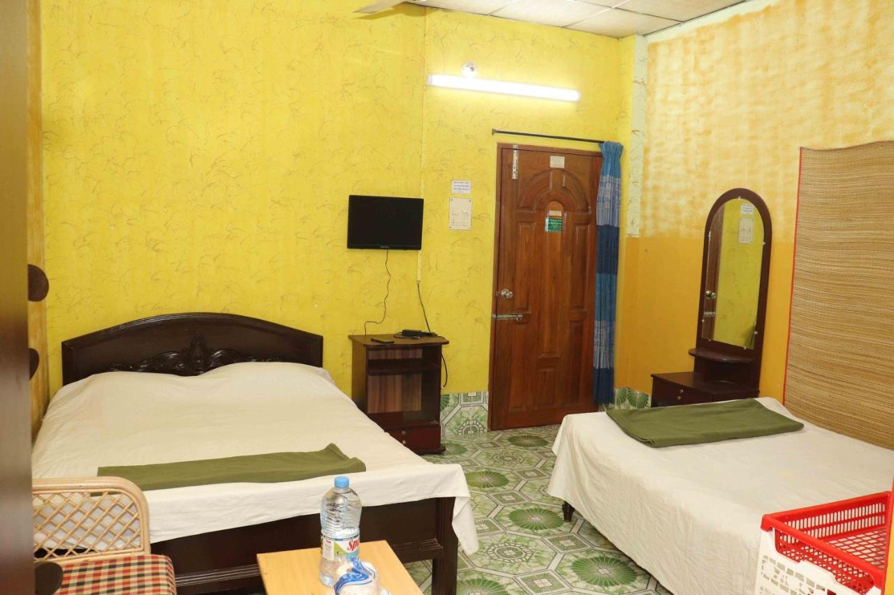 Green Leaf Guest House 스리몽골 외부 사진