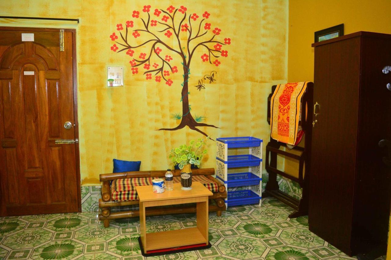 Green Leaf Guest House 스리몽골 외부 사진