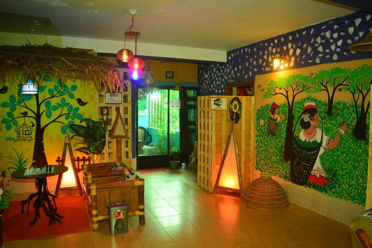 Green Leaf Guest House 스리몽골 외부 사진
